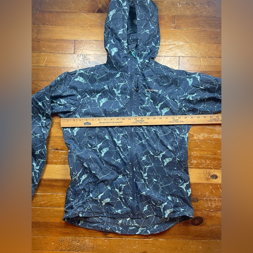Patagonia Women’s Houdini Jacket - Picture 4 of 5